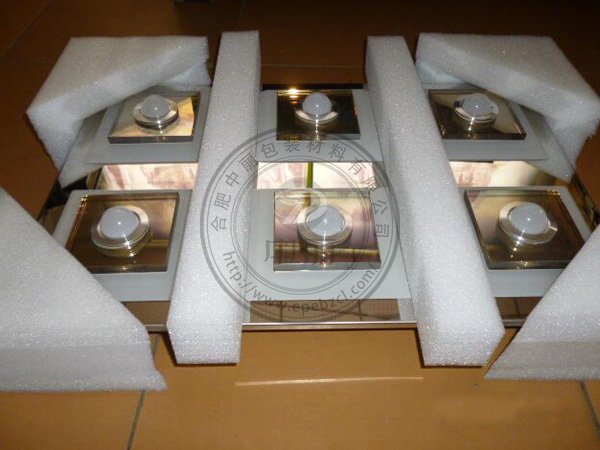 LED���߰��b